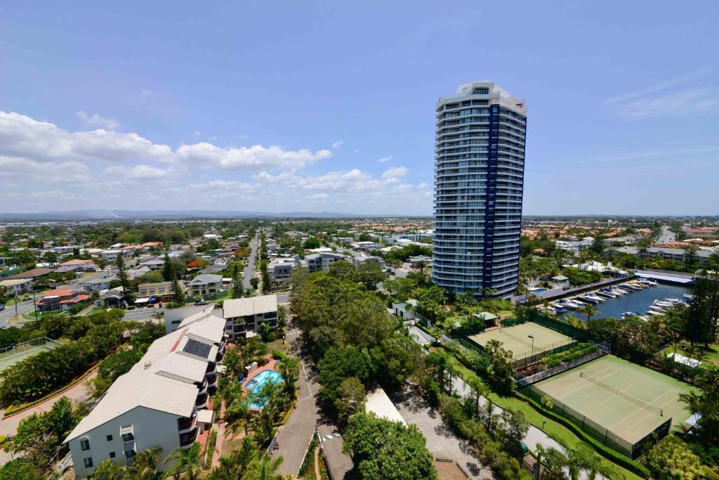 Broadwater Shores Waterfront Apartments Gold Coast Exterior photo