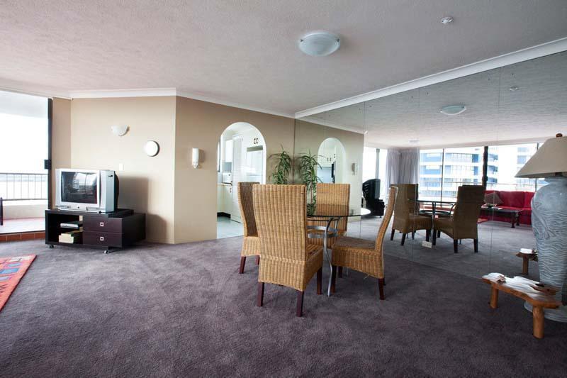 Broadwater Shores Waterfront Apartments Gold Coast Exterior photo